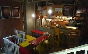 Shelter Hostel Malang